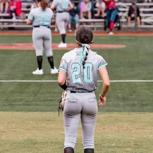 Meet your Posher, Caroline